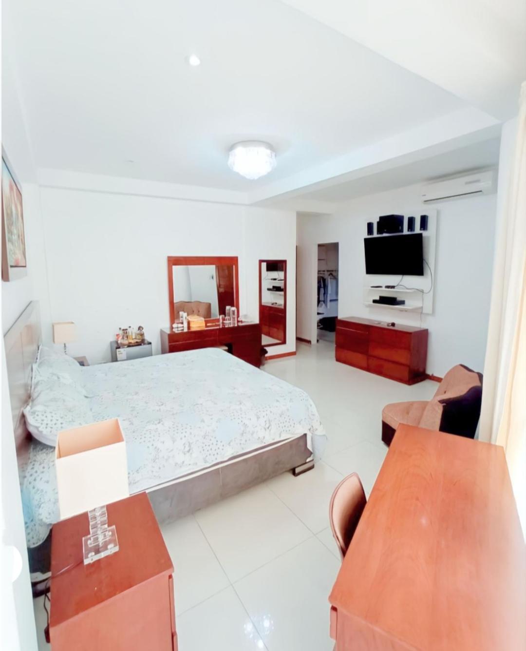Deluxe Hotel Talara - A 5 Minutos Del Aeropuerto Y Plaza De Armas Eksteriør billede