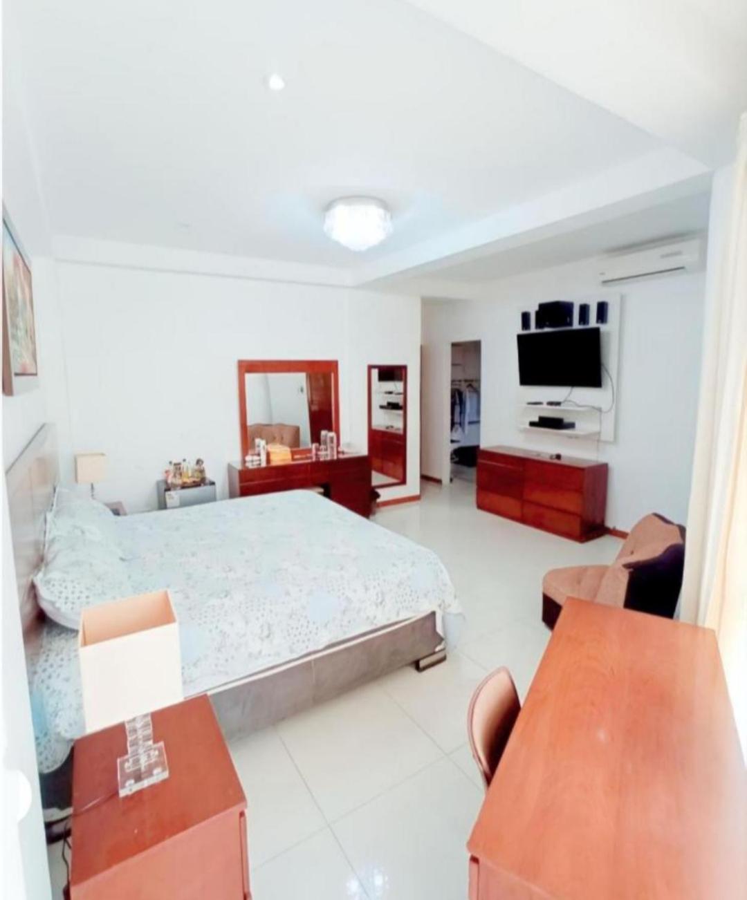 Deluxe Hotel Talara - A 5 Minutos Del Aeropuerto Y Plaza De Armas Værelse billede