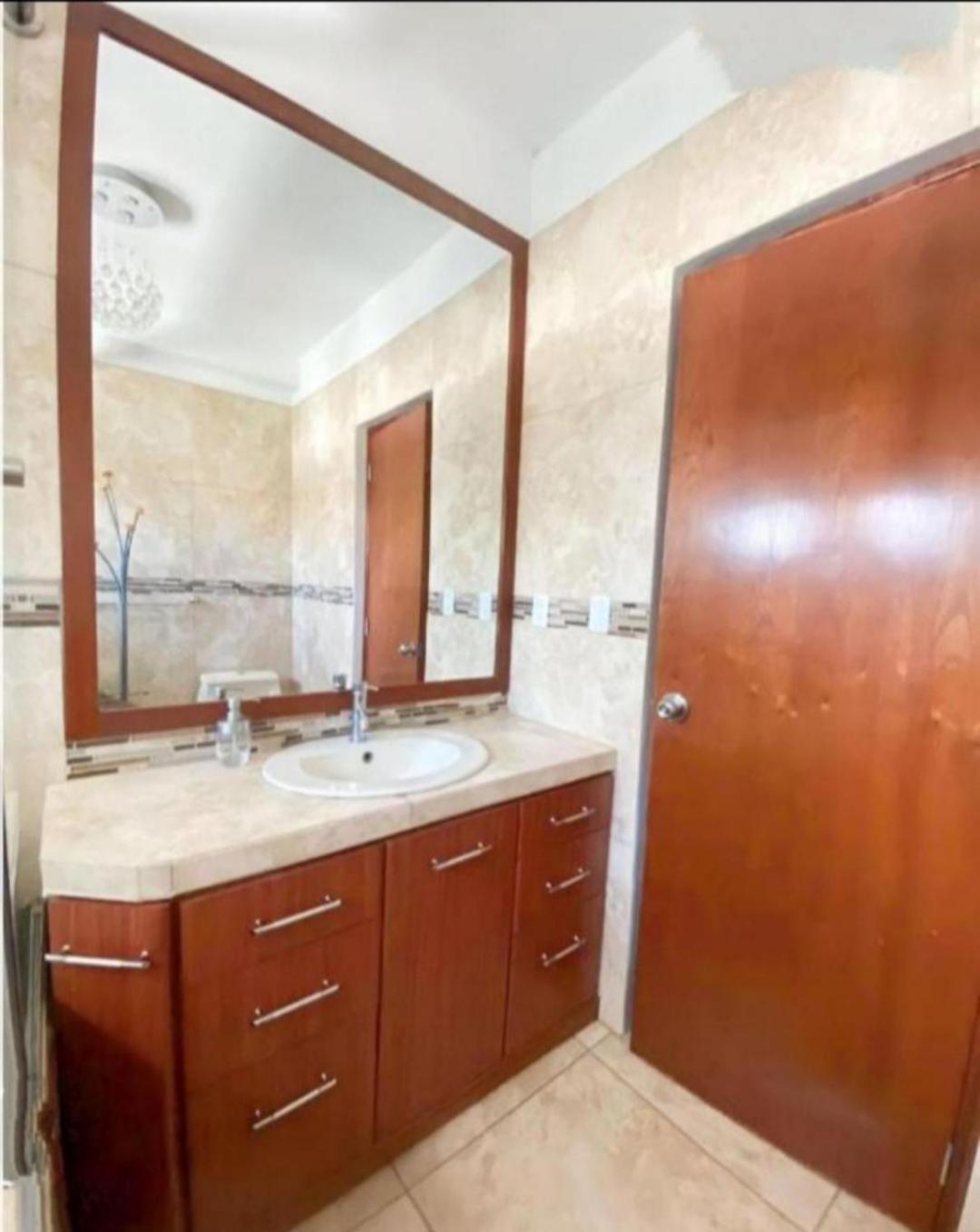 Deluxe Hotel Talara - A 5 Minutos Del Aeropuerto Y Plaza De Armas Værelse billede